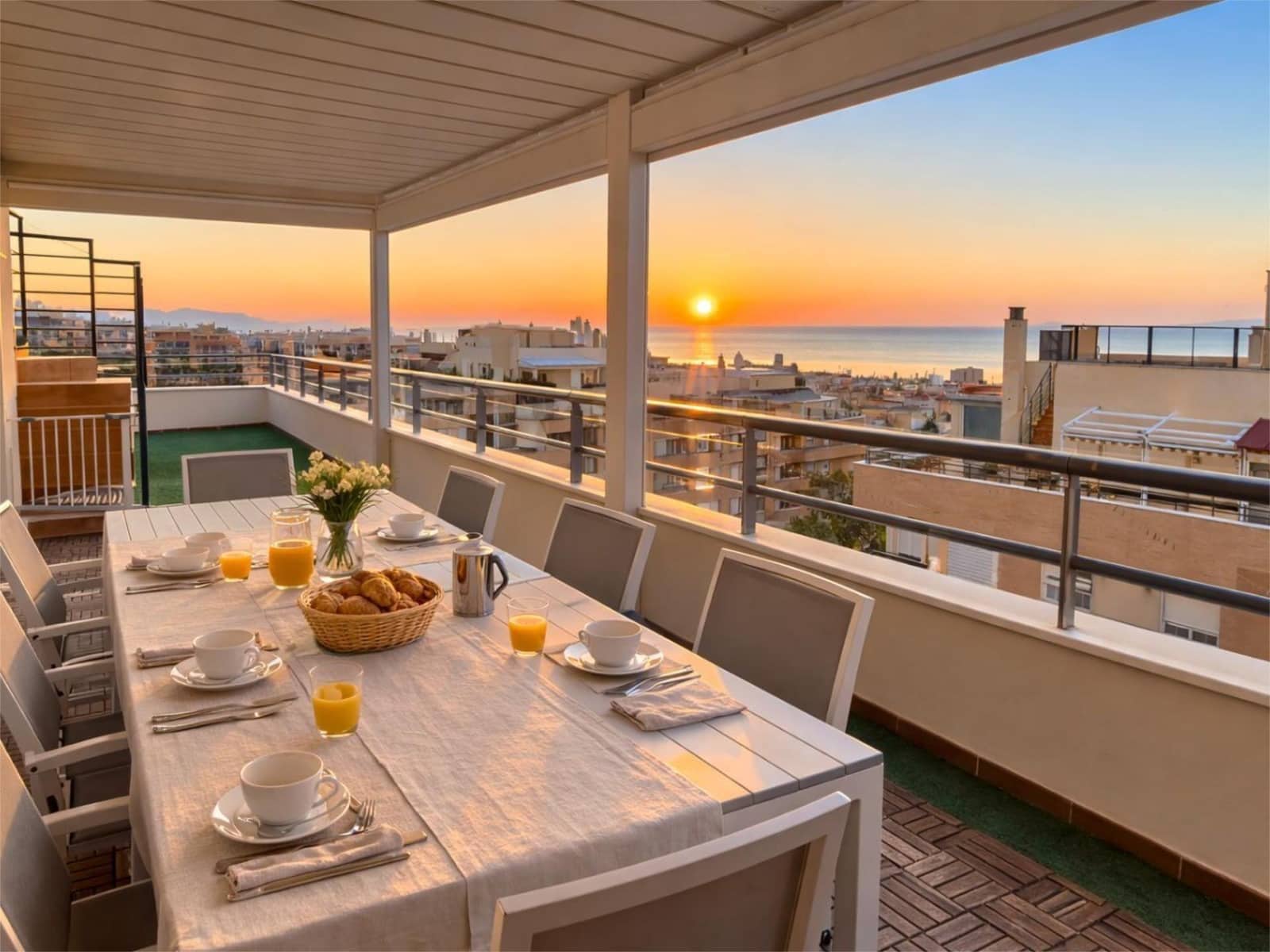 4 bedroom Penthouse for sale in Torremolinos with pool garage - € 629,000 (Ref: 9721855)