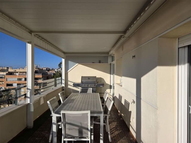 4 bedroom Penthouse for sale in Torremolinos with pool garage - € 629,000 (Ref: 9721855)