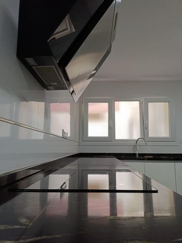 3 soverom Leilighet til salgs i El Palo, Málaga by - € 650 000 (Ref: 9726791)