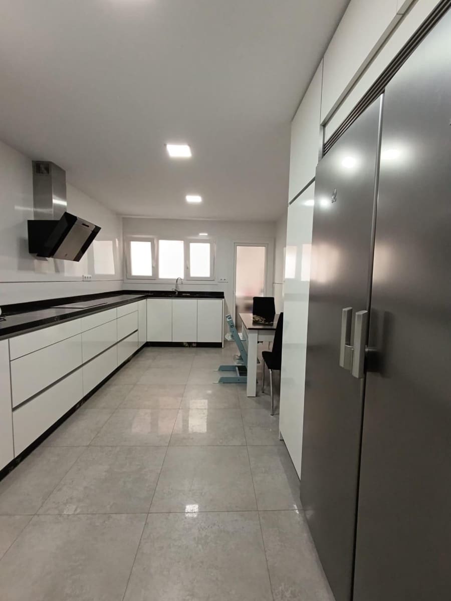 3 Zimmer Wohnung zu verkaufen in Malaga Stadt - 650.000 € (Ref: 9726791)