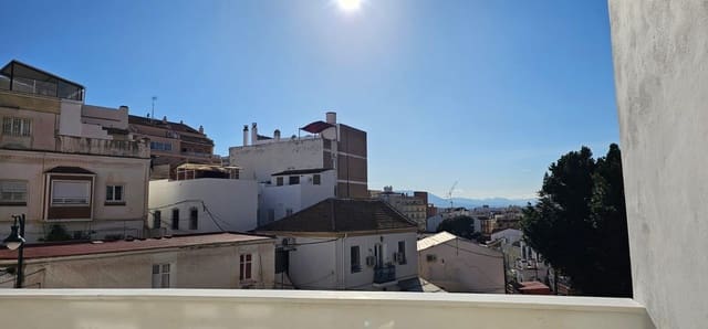 4 Zimmer Wohnung zu verkaufen in Málaga Stadt mit Garage - 645.000 € (Ref: 9726795)