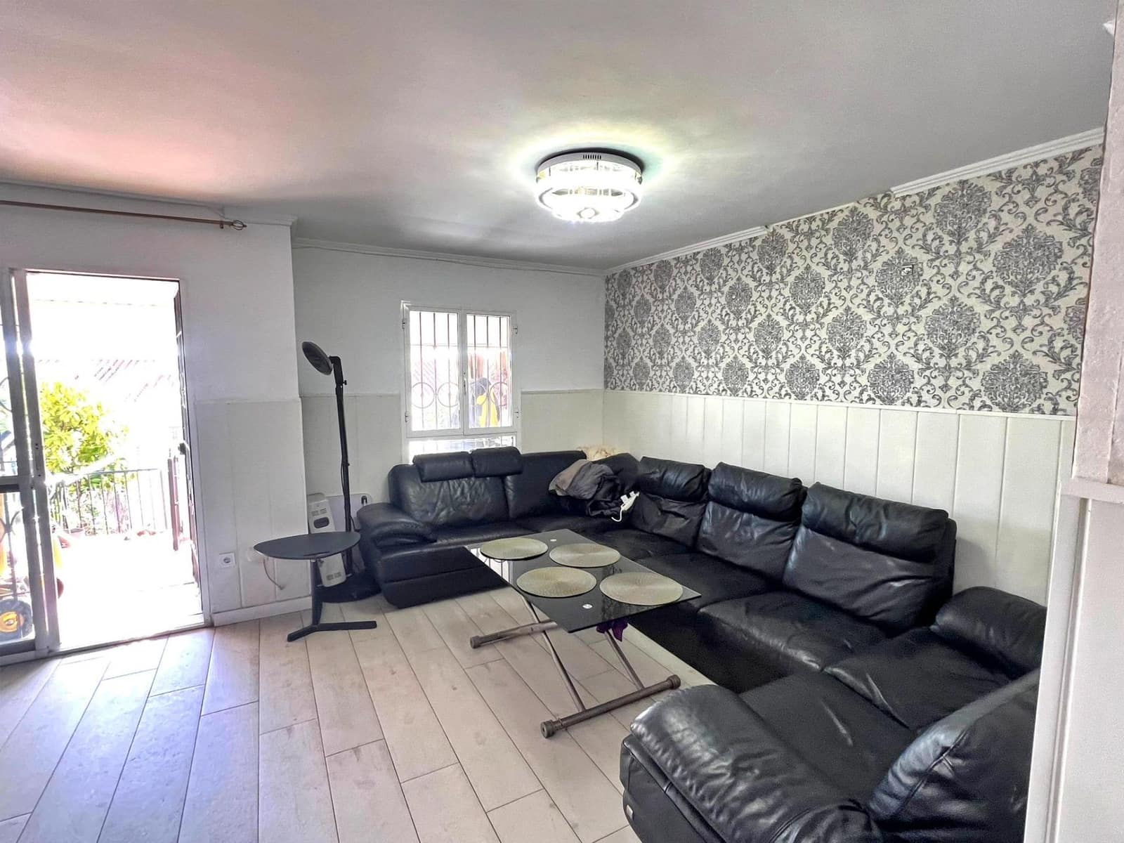 3 chambre Villa/Maison Mitoyenne à vendre à La Cala del Moral avec piscine - 399 000 € (Ref: 9748165)