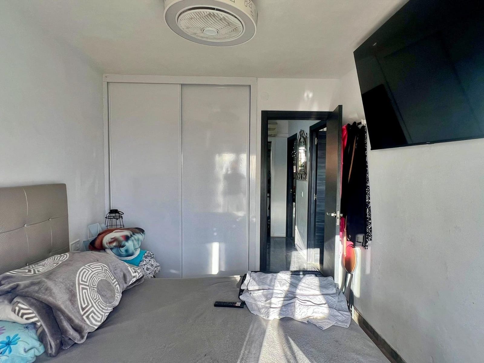 3 chambre Villa/Maison Mitoyenne à vendre à La Cala del Moral avec piscine - 399 000 € (Ref: 9748165)