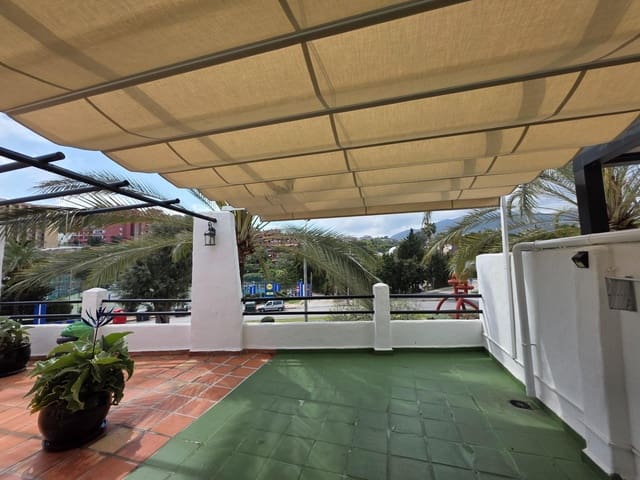 1 soverom Leilighet til salgs i Benalmádena med svømmebasseng - € 345 000 (Ref: 9752186)