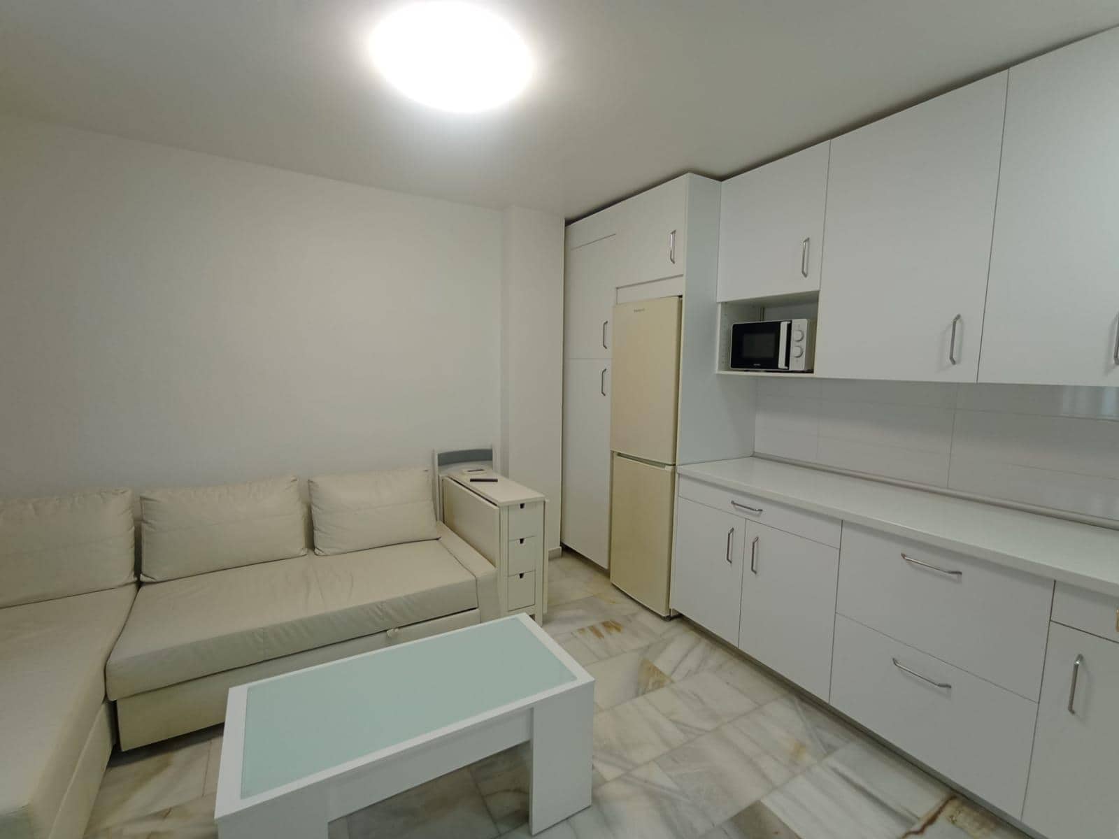 1 makuuhuone Asunto vuokrattavana paikassa Malaga kaupunki - 890 € (Ref: 9773254)