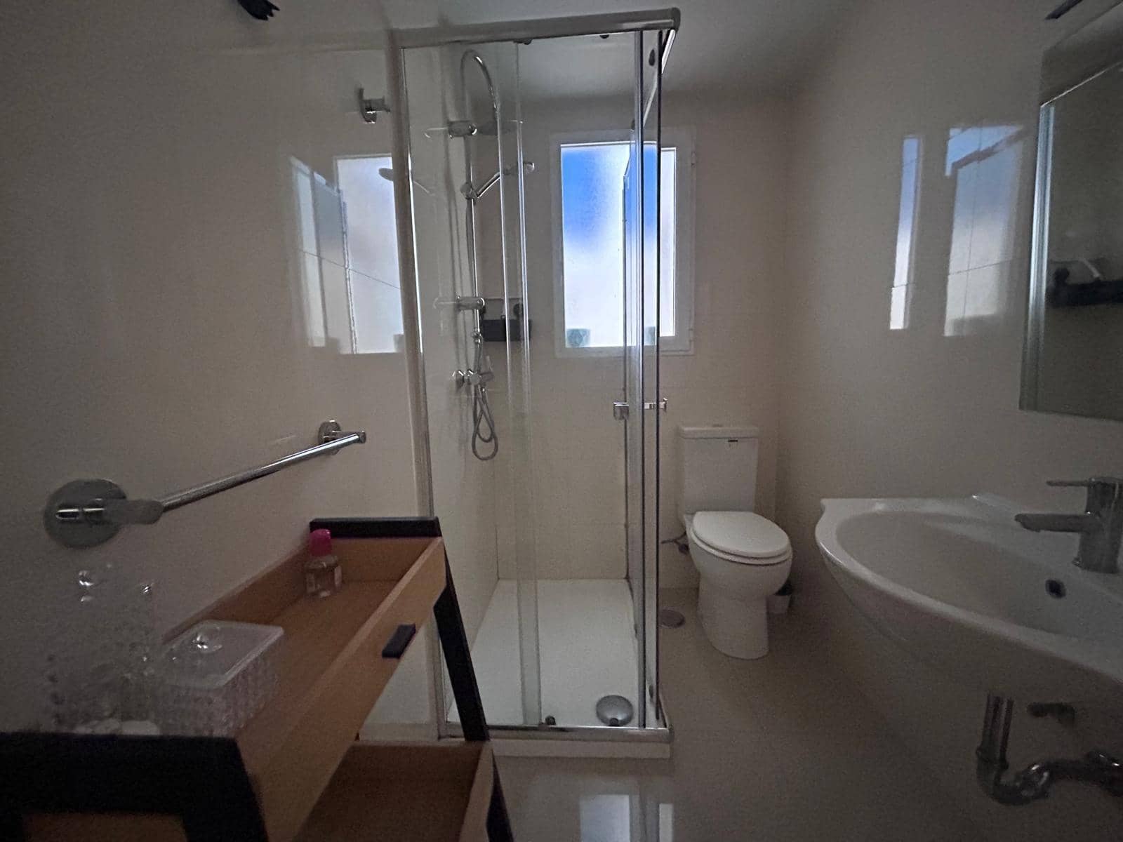 3 bedroom Flat for sale in Malaga city - € 300,000 (Ref: 9788727)