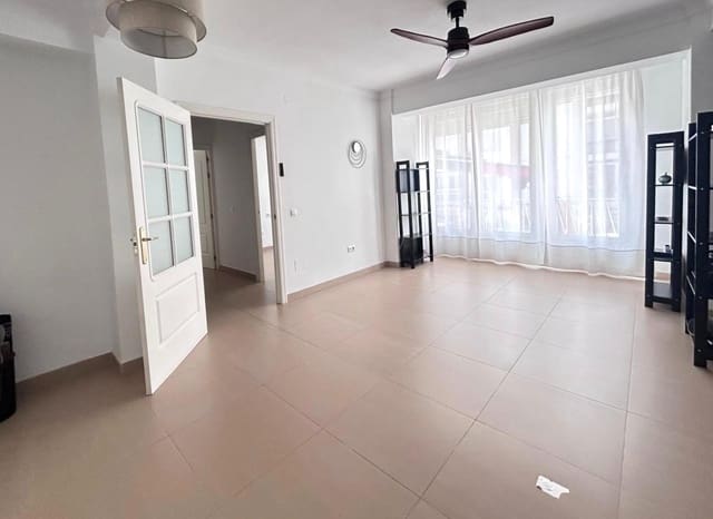 3 soverom Leilighet til salgs i Málaga by - € 300 000 (Ref: 9788727)