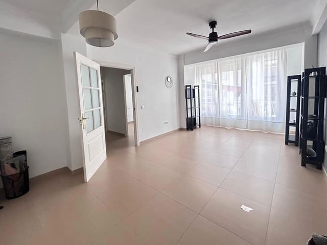 3 soverom Leilighet til salgs i Málaga by - € 300 000 (Ref: 9788727)