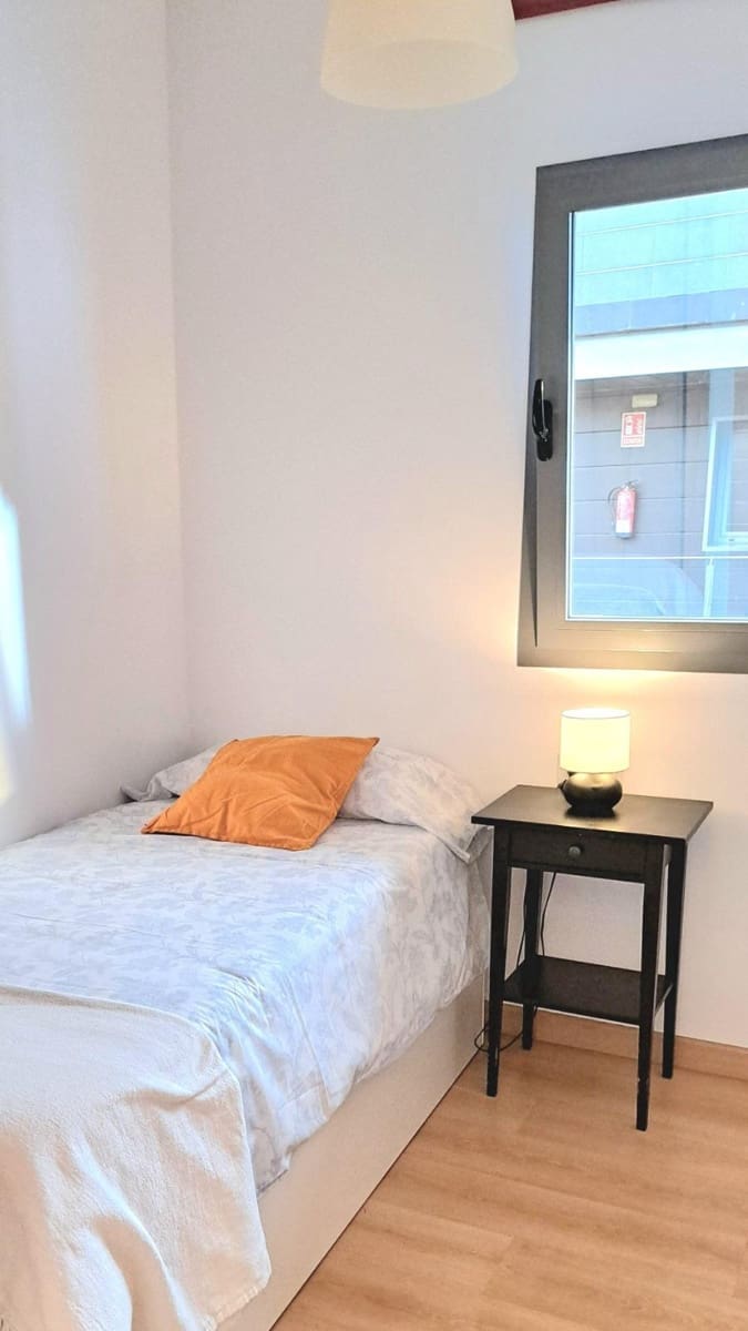 2 makuuhuone Asunto vuokrattavana paikassa Malaga kaupunki - 1 450 € (Ref: 9808136)