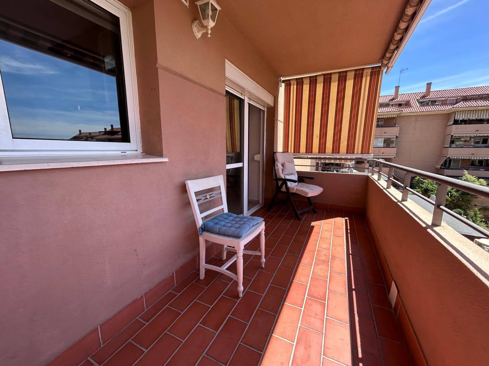 Piso de 3 habitaciones en Málaga ciudad en venta con piscina garaje - 600.000 € (Ref: 9820366)