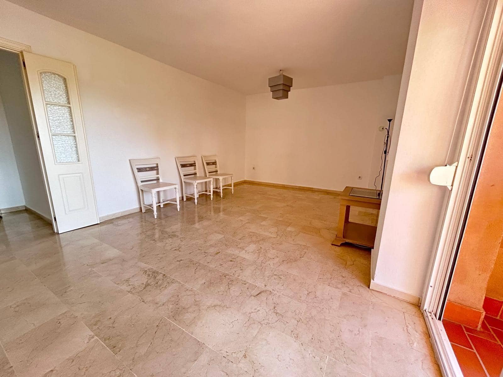 Piso de 3 habitaciones en Málaga ciudad en venta con piscina garaje - 600.000 € (Ref: 9820366)