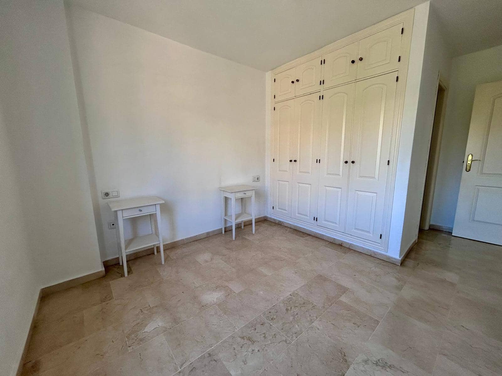 Piso de 3 habitaciones en Málaga ciudad en venta con piscina garaje - 600.000 € (Ref: 9820366)