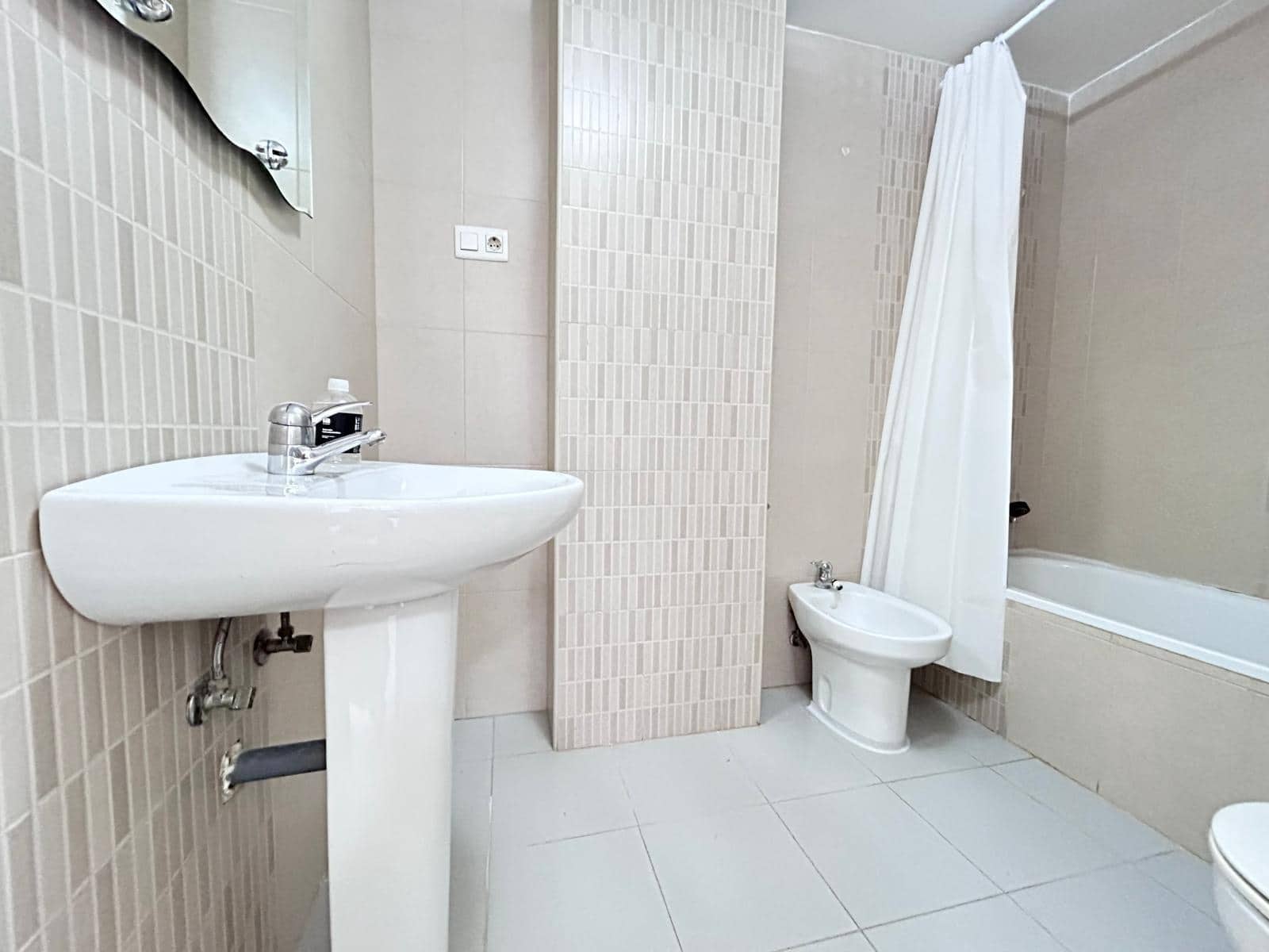 Piso de 3 habitaciones en Málaga ciudad en venta con piscina garaje - 600.000 € (Ref: 9820366)