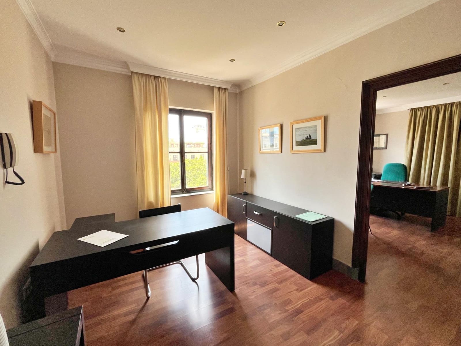 Biuro do wynajęcia w Miasto Malaga - 1 200 € (Ref: 9831687)
