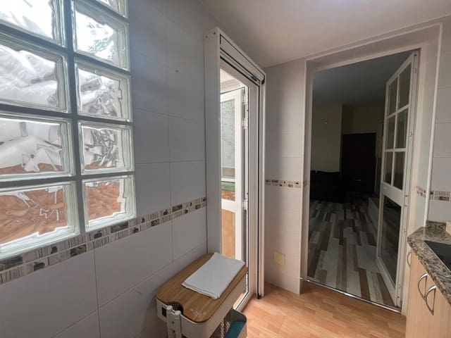 1 soverom Leilighet til salgs i Centro Historico, Málaga by - € 212 800 (Ref: 9839482)