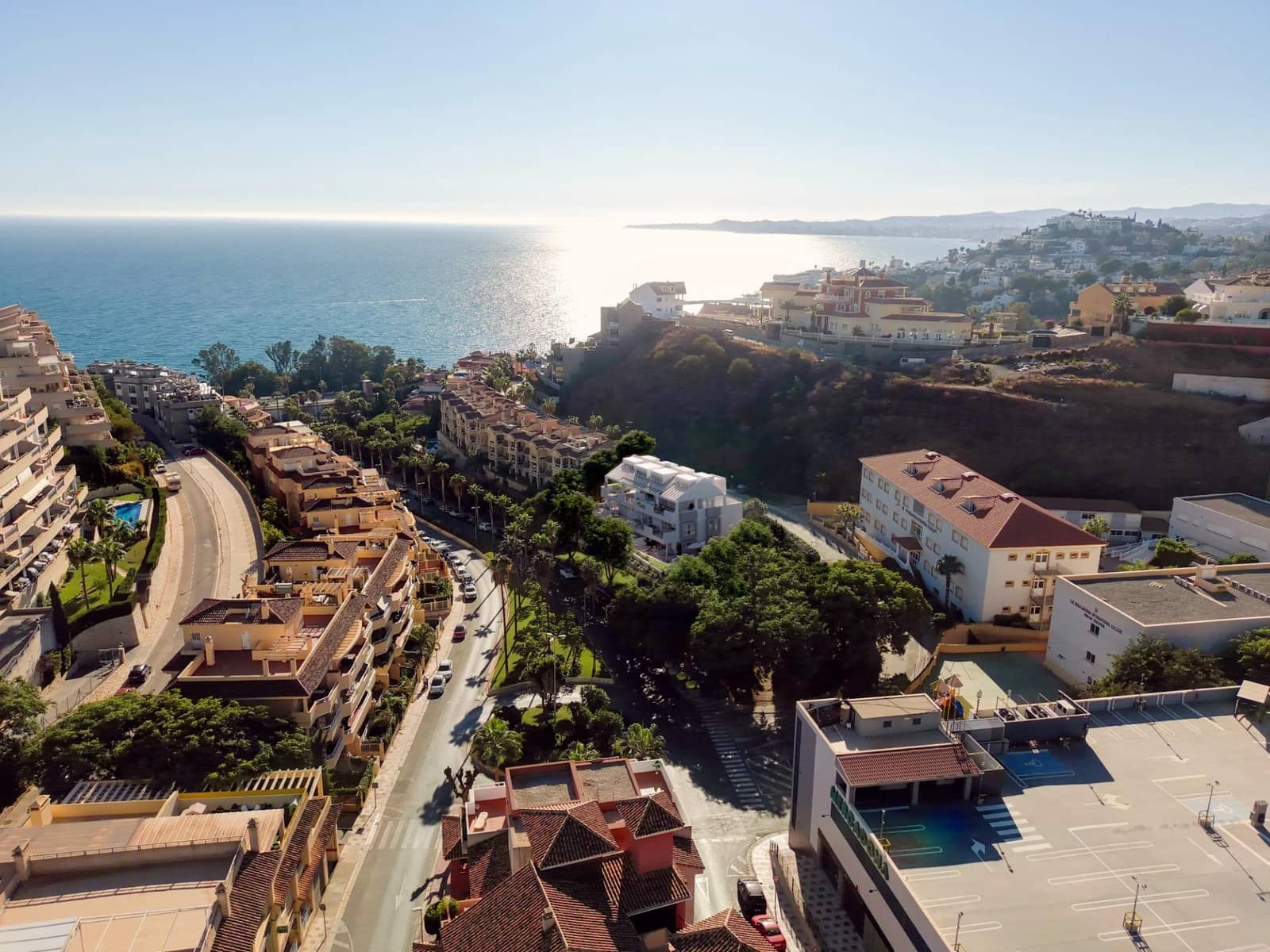 3 bedroom Flat for sale in Torrequebrada with garage - € 684,000 (Ref: 9851925)