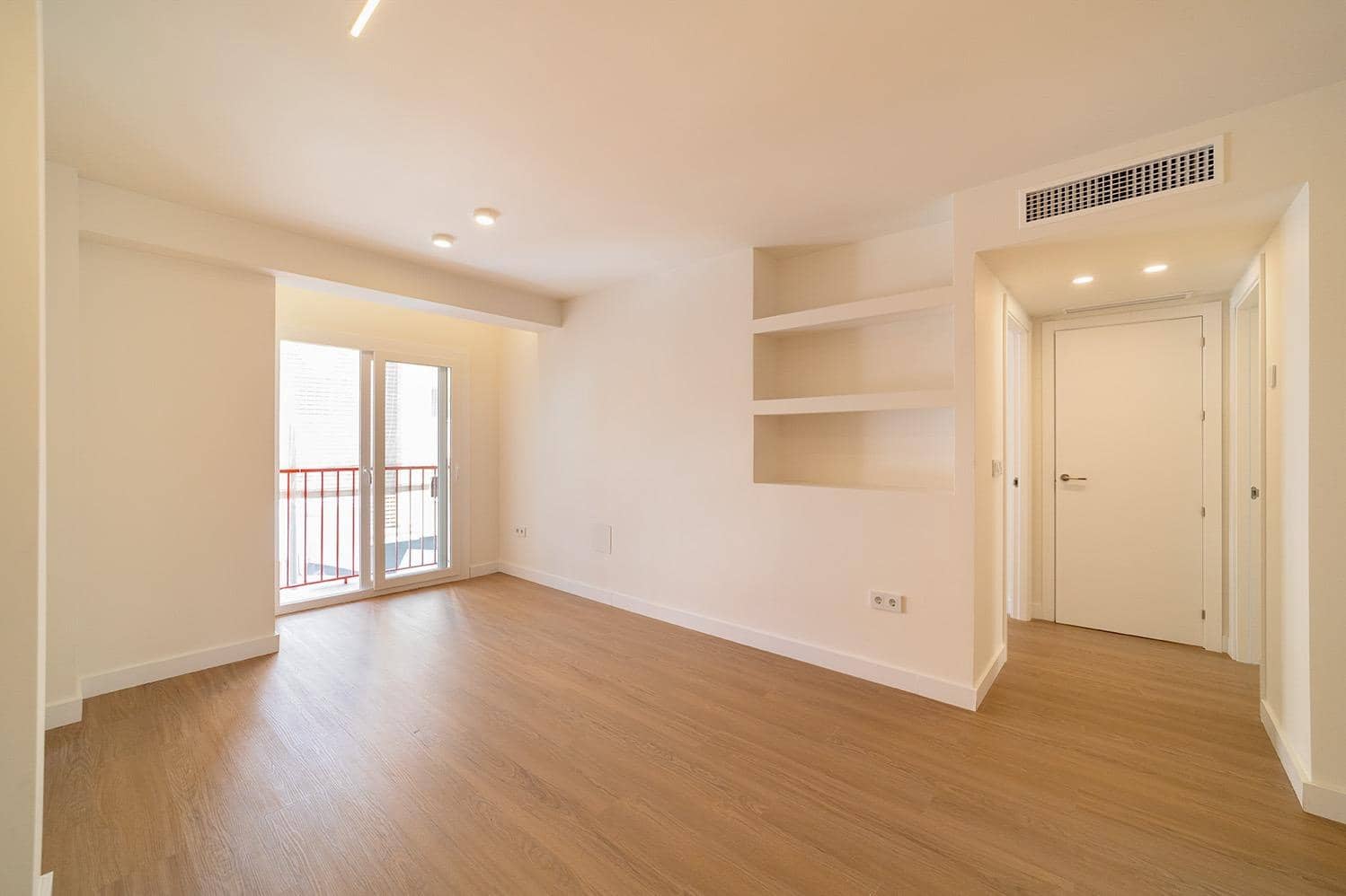 2 slaapkamer Flat te koop in Malaga stad - € 338.500 (Ref: 9865371)