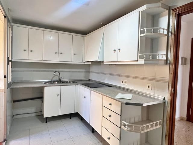 3 chambre Appartement à vendre à La Cala del Moral, Rincón de la Victoria avec piscine - 375 000 € (Ref: 9868733)