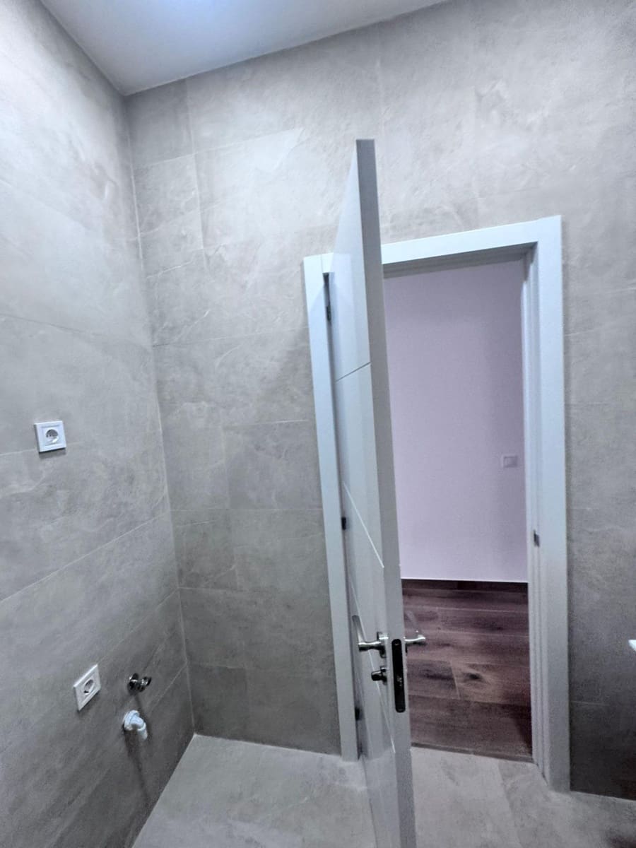 1 chambre Appartement à vendre à Malaga ville - 250 000 € (Ref: 9916975)