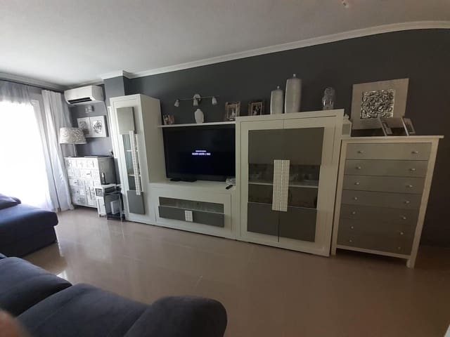 3 soveværelse Lejlighed til salg i Málaga by - € 440.000 (Ref: 9920581)
