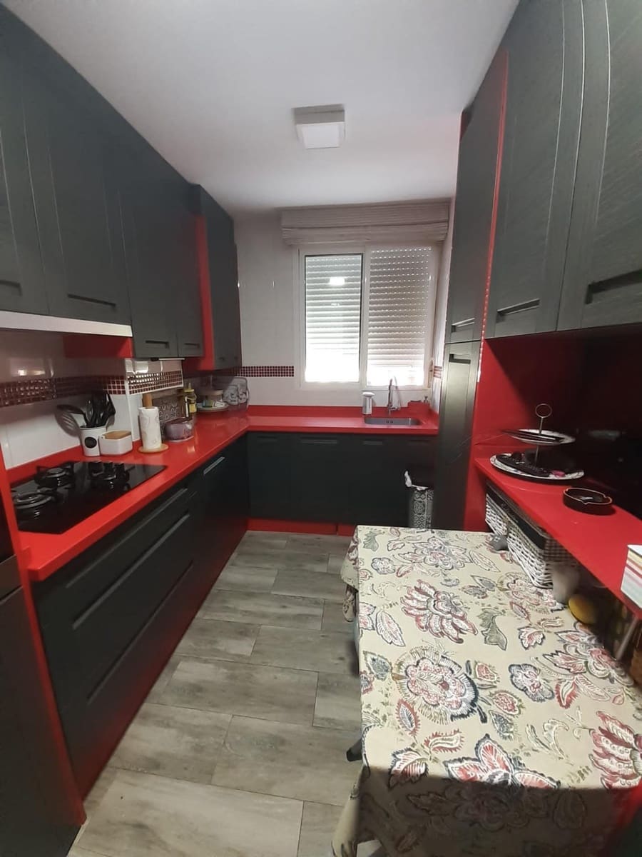 3 soveværelse Lejlighed til salg i Malaga by - € 440.000 (Ref: 9920581)