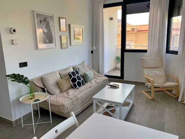2 bedroom Flat for rent in Parque Victoria Eugenia, Málaga city with pool - € 1,200 (Ref: 9924687)