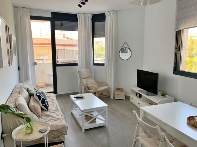 2 bedroom Flat for rent in Parque Victoria Eugenia, Málaga city with pool - € 1,200 (Ref: 9924687)