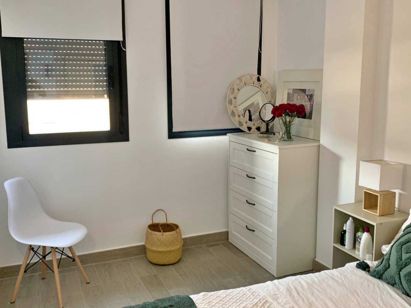 2 bedroom Flat for rent in Malaga city with pool - € 1,200 (Ref: 9924687)