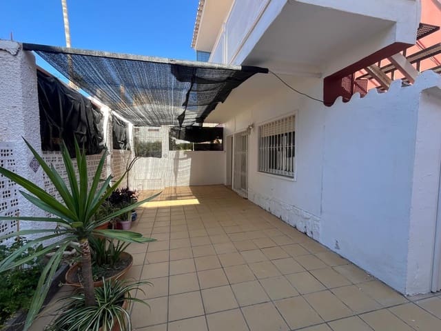 2 soveværelse Strandlejlighed til salg i Rincón de la Victoria - € 270.000 (Ref: 9942669)