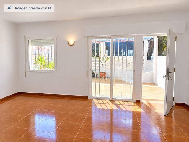 Apartamento Playa de 2 habitaciones en Rincón de la Victoria en venta - 249.000 € (Ref: 9942669)