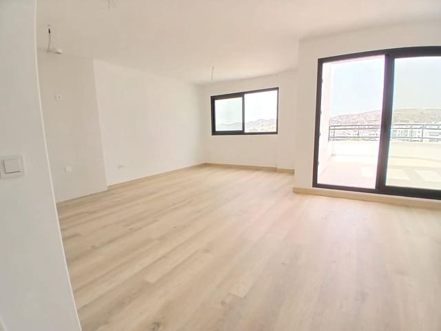 3 soverom Leilighet til salgs i Puerto de la Torre, Málaga by med svømmebasseng garasje - € 550 000 (Ref: 9990822)