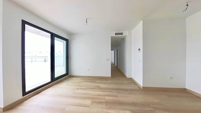 Piso de 3 habitaciones en Puerto de la Torre, Málaga ciudad en venta con piscina garaje - 550.000 € (Ref: 9990822)
