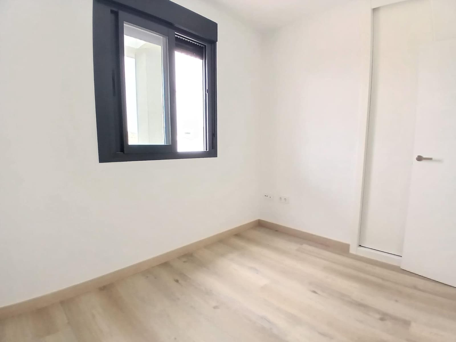 3 sypialnia Mieszkanie na sprzedaż w Puerto de la Torre z basenem garażem - 550 000 € (Ref: 9990822)