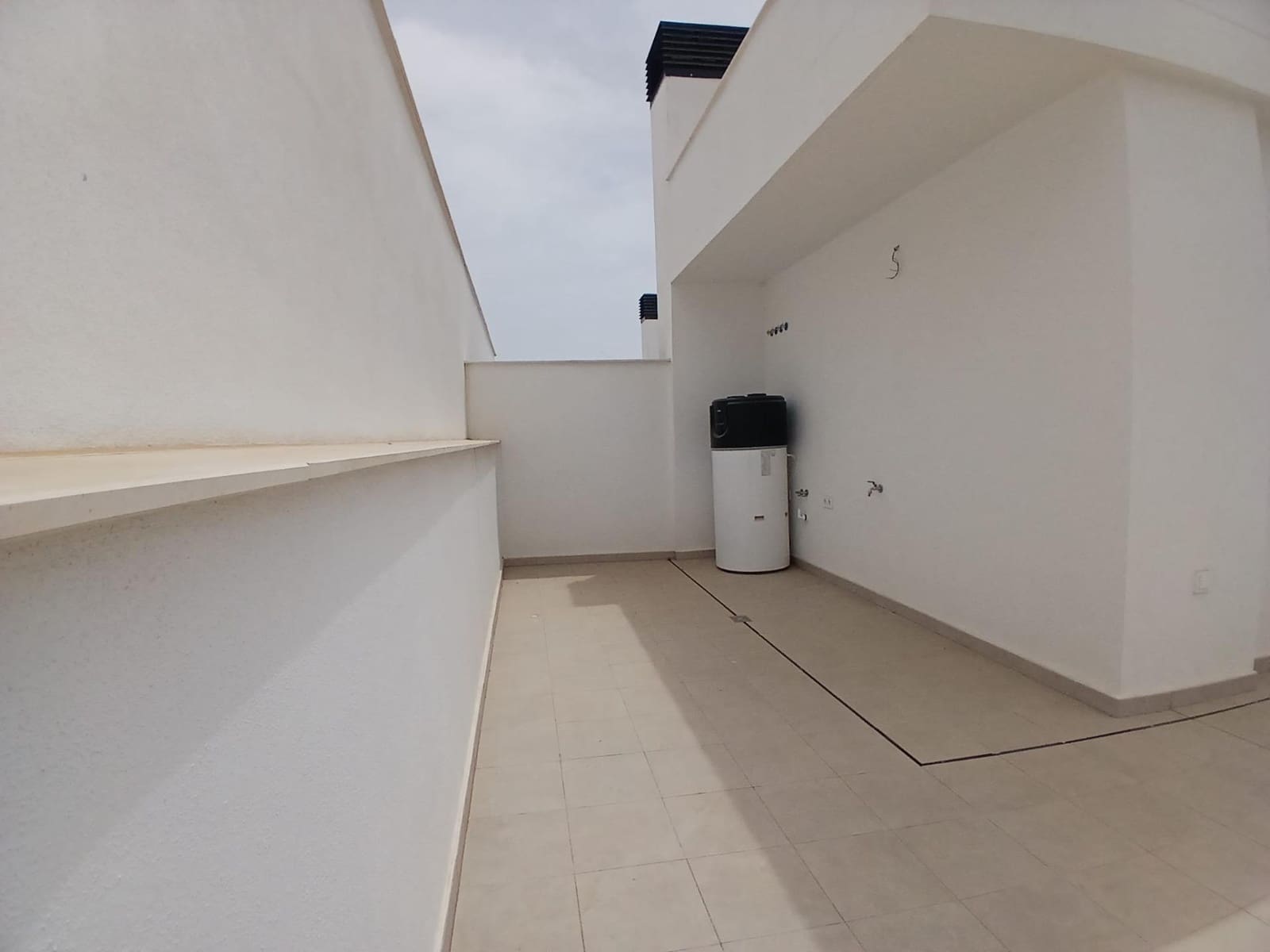 3 sypialnia Mieszkanie na sprzedaż w Puerto de la Torre z basenem garażem - 550 000 € (Ref: 9990822)