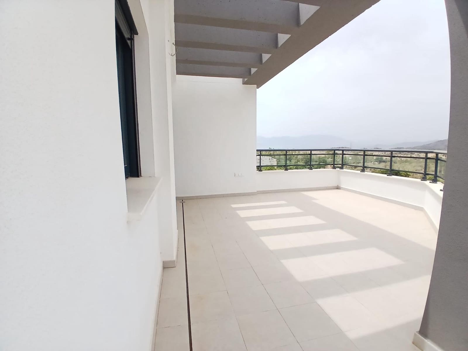 3 sypialnia Mieszkanie na sprzedaż w Puerto de la Torre z basenem garażem - 550 000 € (Ref: 9990822)