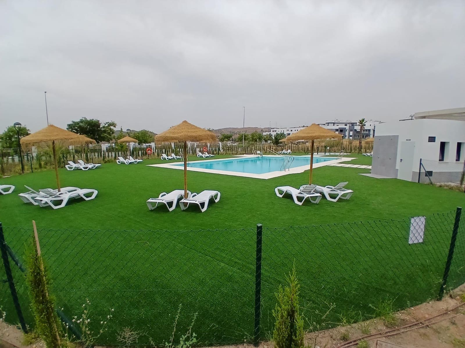 3 sypialnia Mieszkanie na sprzedaż w Puerto de la Torre z basenem garażem - 550 000 € (Ref: 9990822)