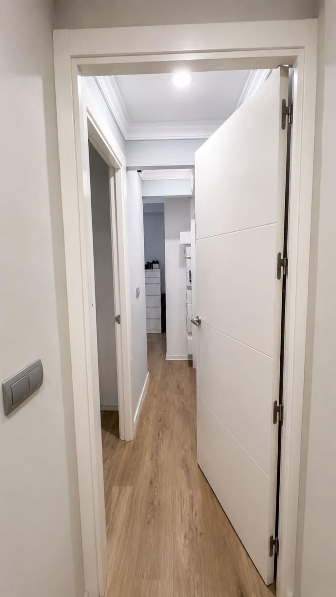 3 quarto Apartamento para venda em Malaga cidade - 295 000 € (Ref: 9990823)