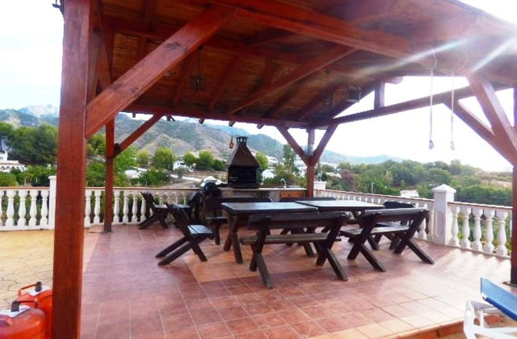 4 camera da letto Villa in vendita in Nerja con piscina garage - 695.000 € (Rif: 5437436)