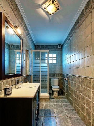 4 camera da letto Villa in vendita in Avda Pescia - Ctra de Frigiliana, Nerja con piscina garage - 695.000 € (Rif: 5437436)