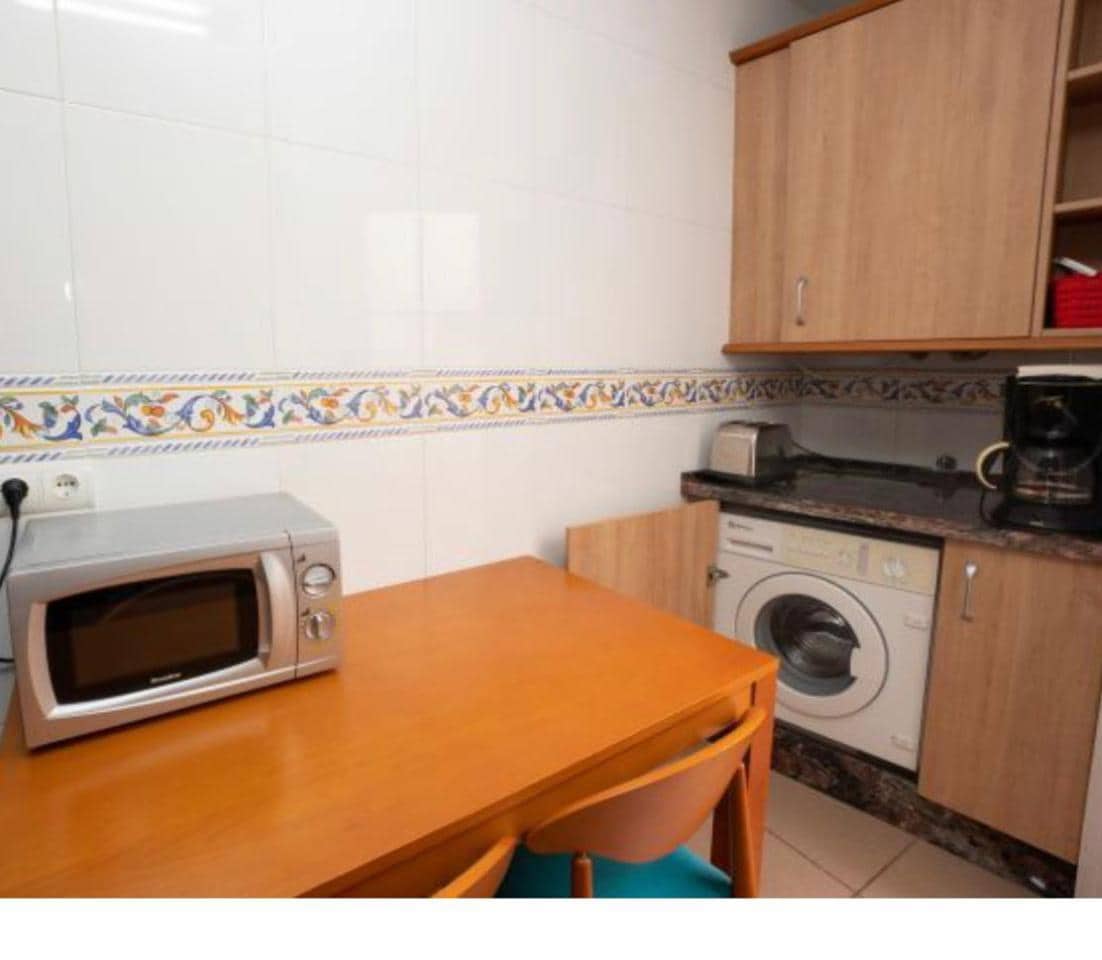 2 soveværelse Lejlighed til salg i Nerja med garage - € 415.000 (Ref: 5437437)