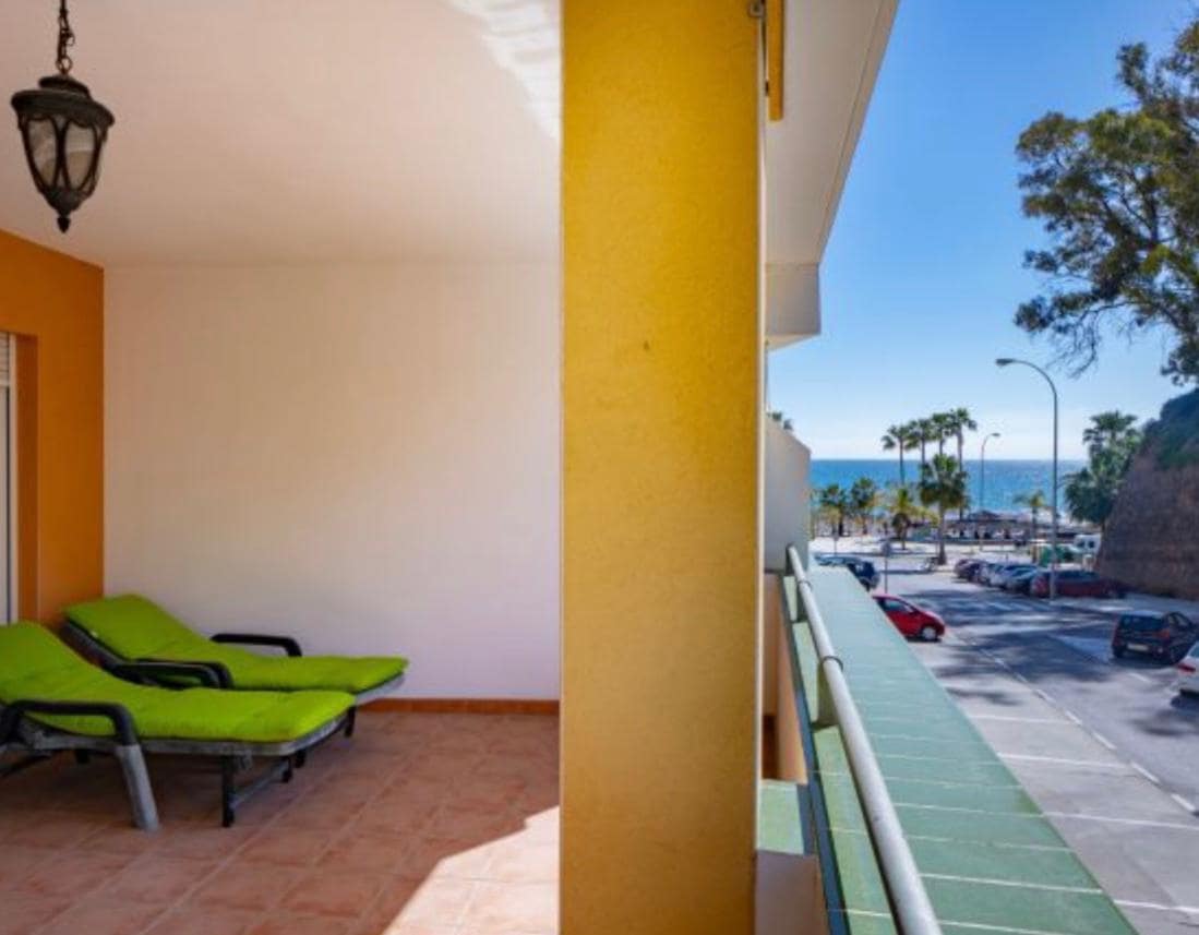 2 soveværelse Lejlighed til salg i Nerja med garage - € 415.000 (Ref: 5437437)