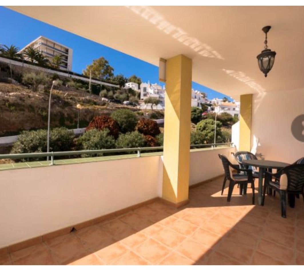 2 soveværelse Lejlighed til salg i Nerja med garage - € 415.000 (Ref: 5437437)