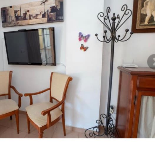 Piso de 2 habitaciones en Nueva Nerja, Nerja en venta con garaje - 415.000 € (Ref: 5437437)