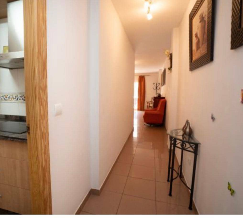 2 soveværelse Lejlighed til salg i Nerja med garage - € 415.000 (Ref: 5437437)