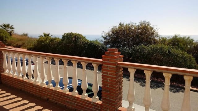 1 sypialnia Biznes do wynajęcia w Torrox-Costa, Torrox - 1 100 € (Ref: 5503240)