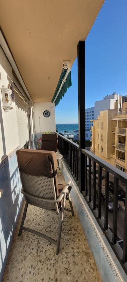 2 slaapkamer Flat te huur in Nerja met zwembad - € 1.500 (Ref: 6132064)
