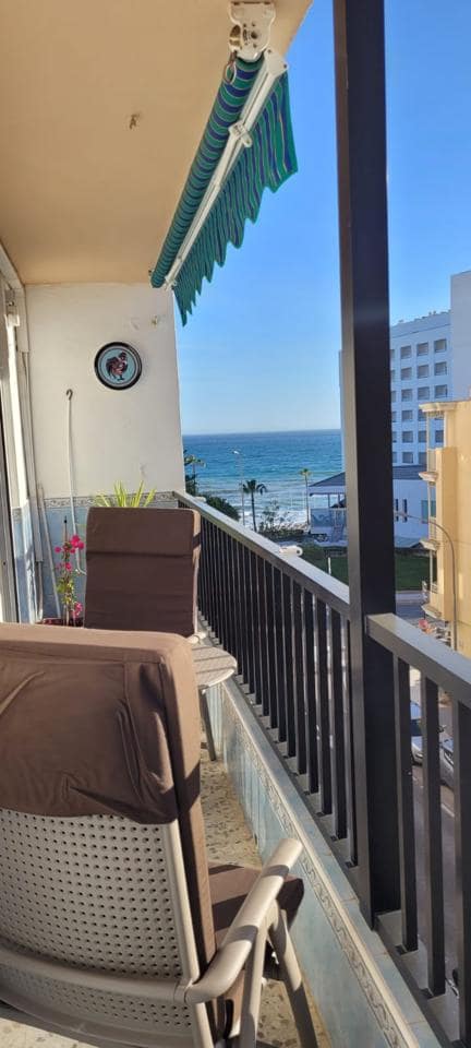 2 slaapkamer Flat te huur in Nerja met zwembad - € 1.500 (Ref: 6132064)