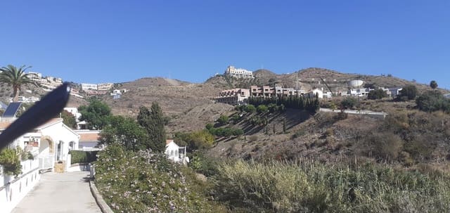 Rakentamaton maa myytävänä paikassa El Peñoncillo, Torrox - 85 000 € (Ref: 6389624)