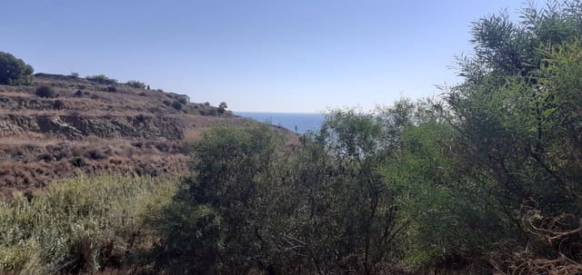 Rakentamaton maa myytävänä paikassa El Peñoncillo, Torrox - 85 000 € (Ref: 6389624)