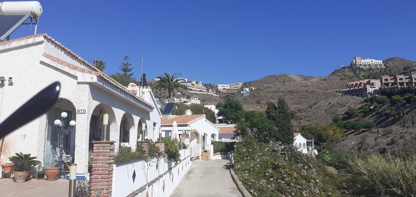 Ubebygd land til salgs i Torrox-Costa - € 85 000 (Ref: 6389624)